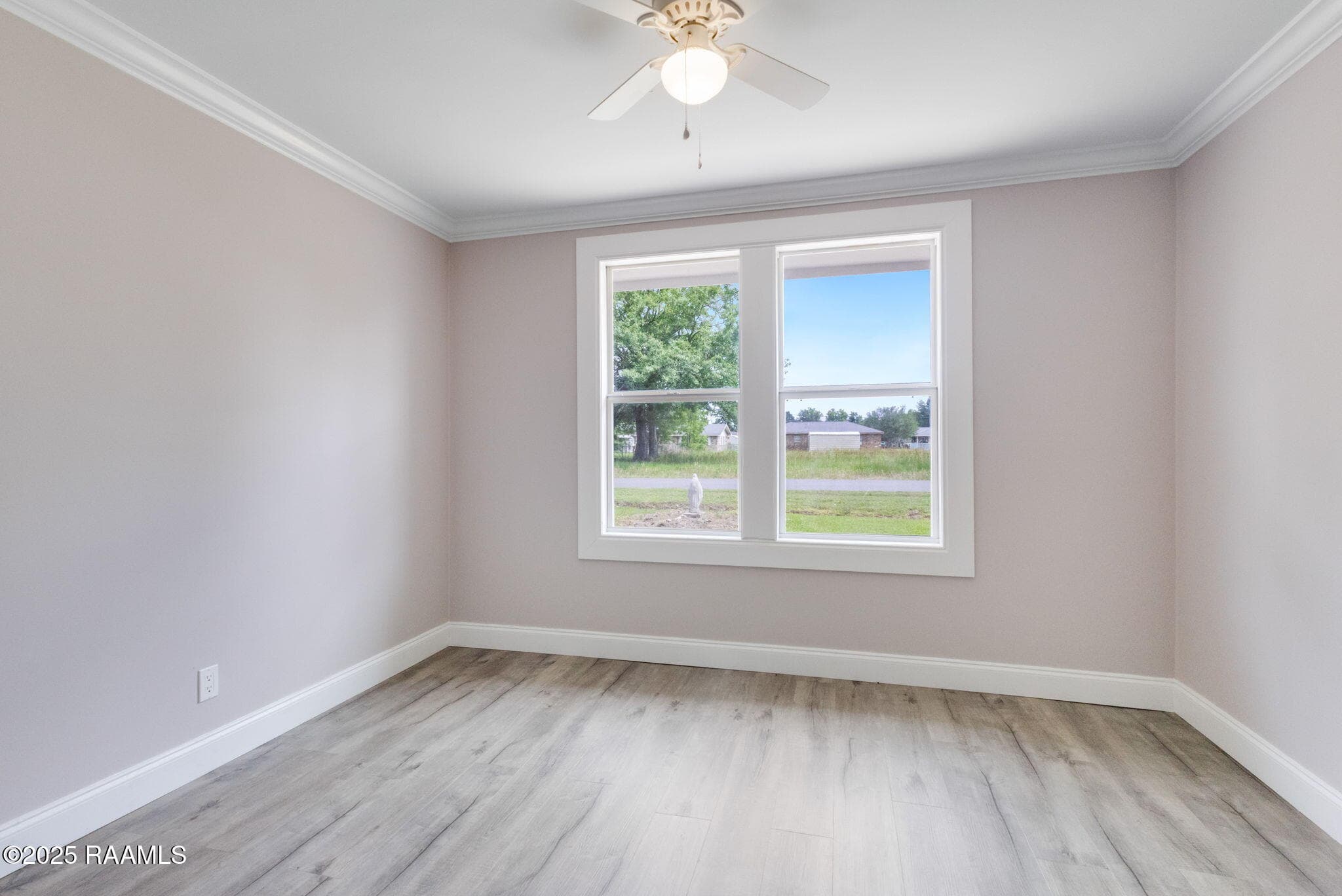 4-web-or-mls-414 Ave A-3