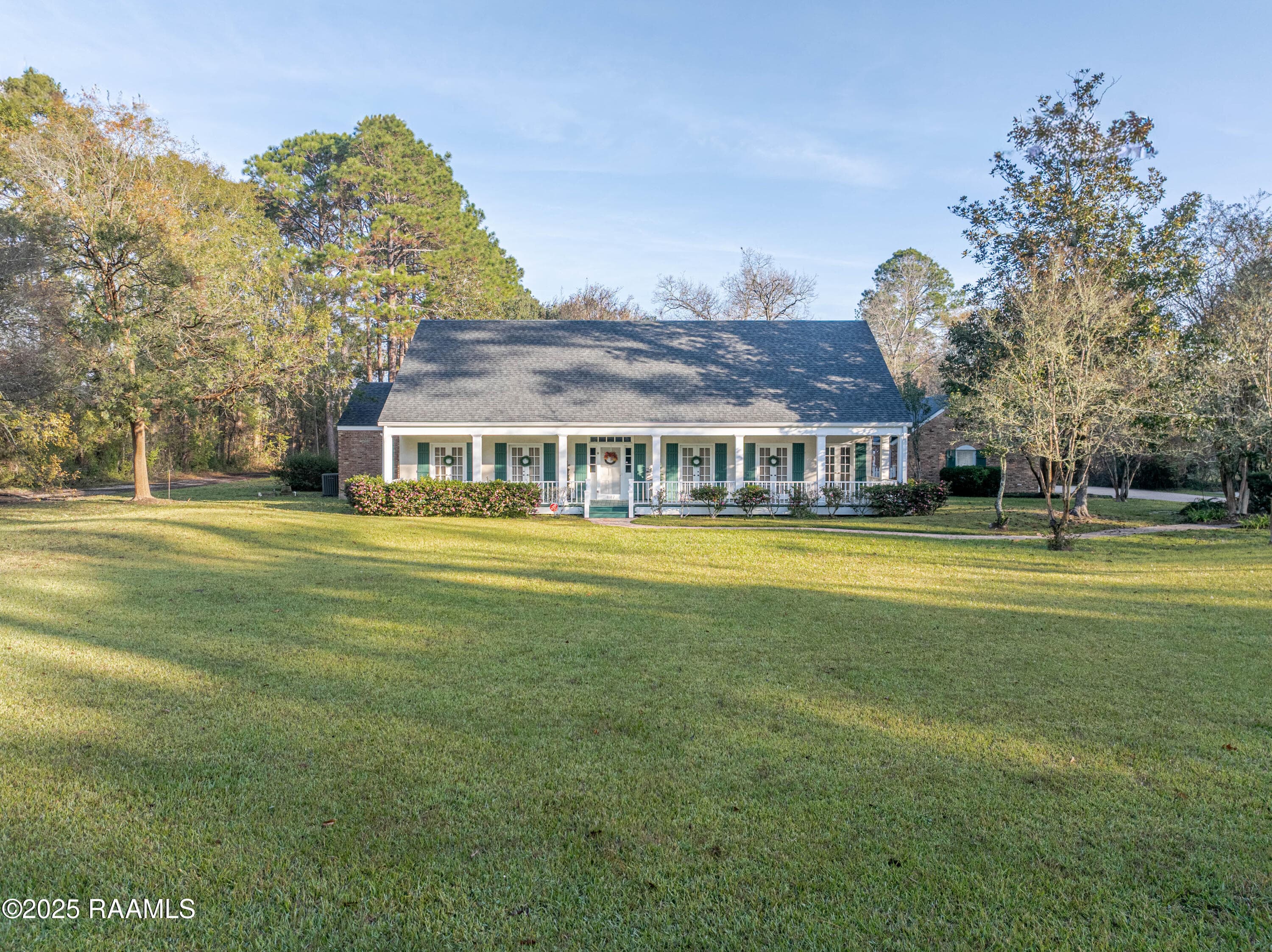 1107 Katherine Dr.-1-2