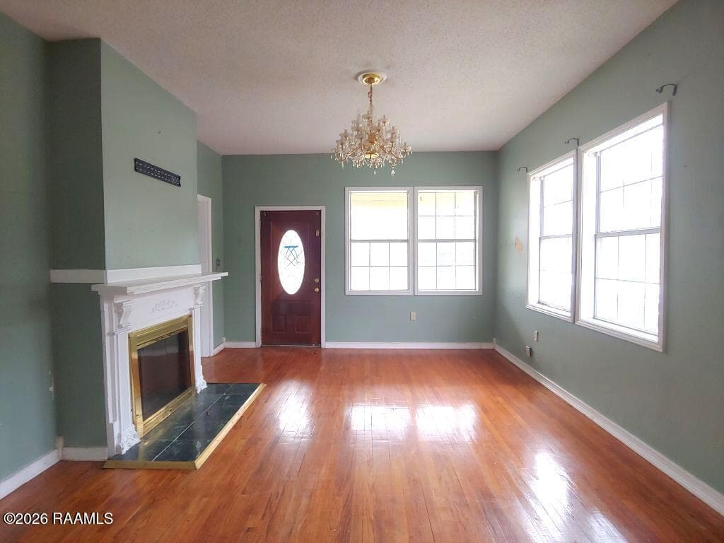 3 Living Room