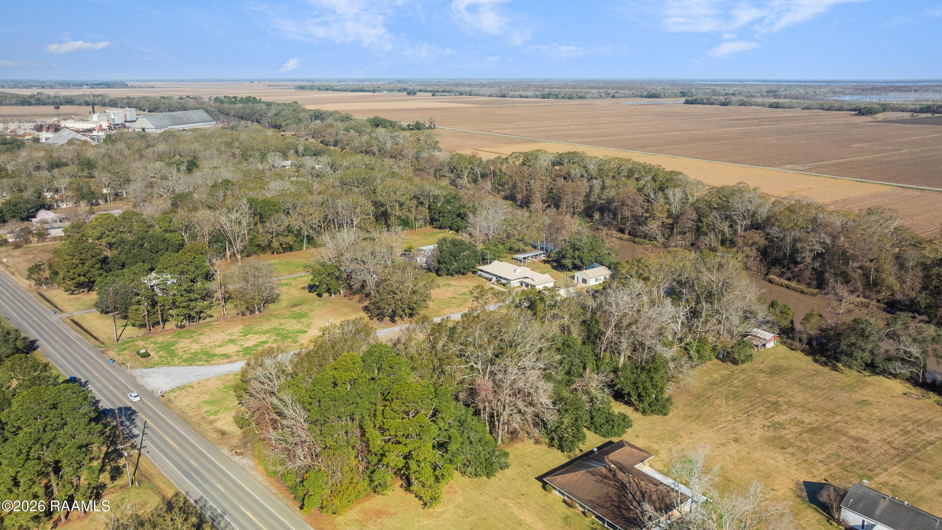 19500 Highway 182 w Jeanerette-1