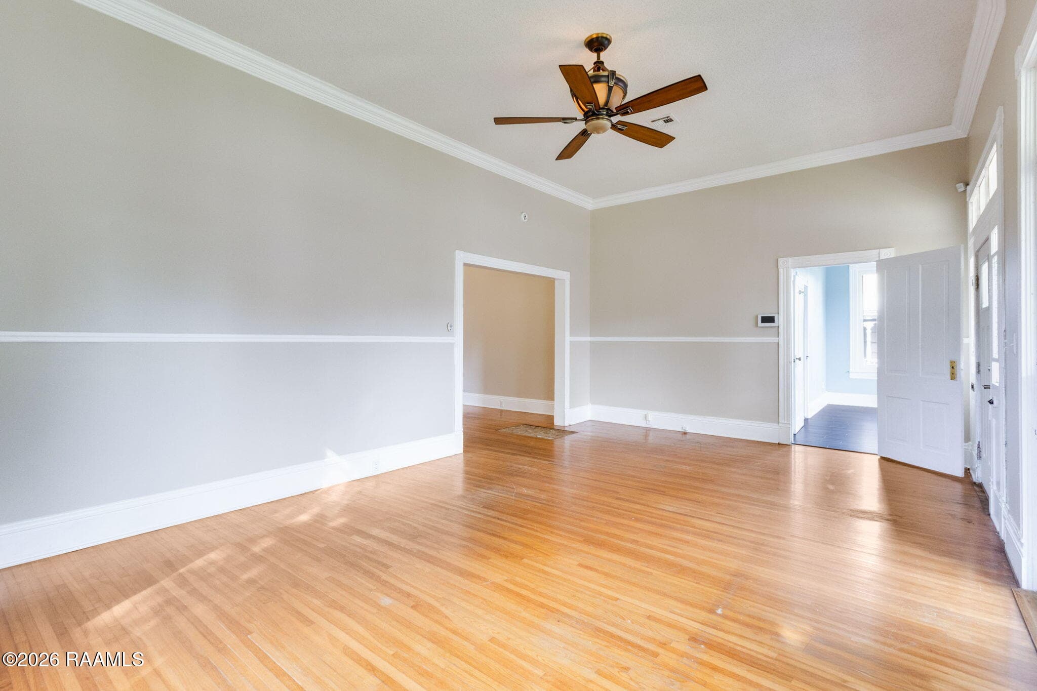 3-web-or-mls-1921 Main St-2