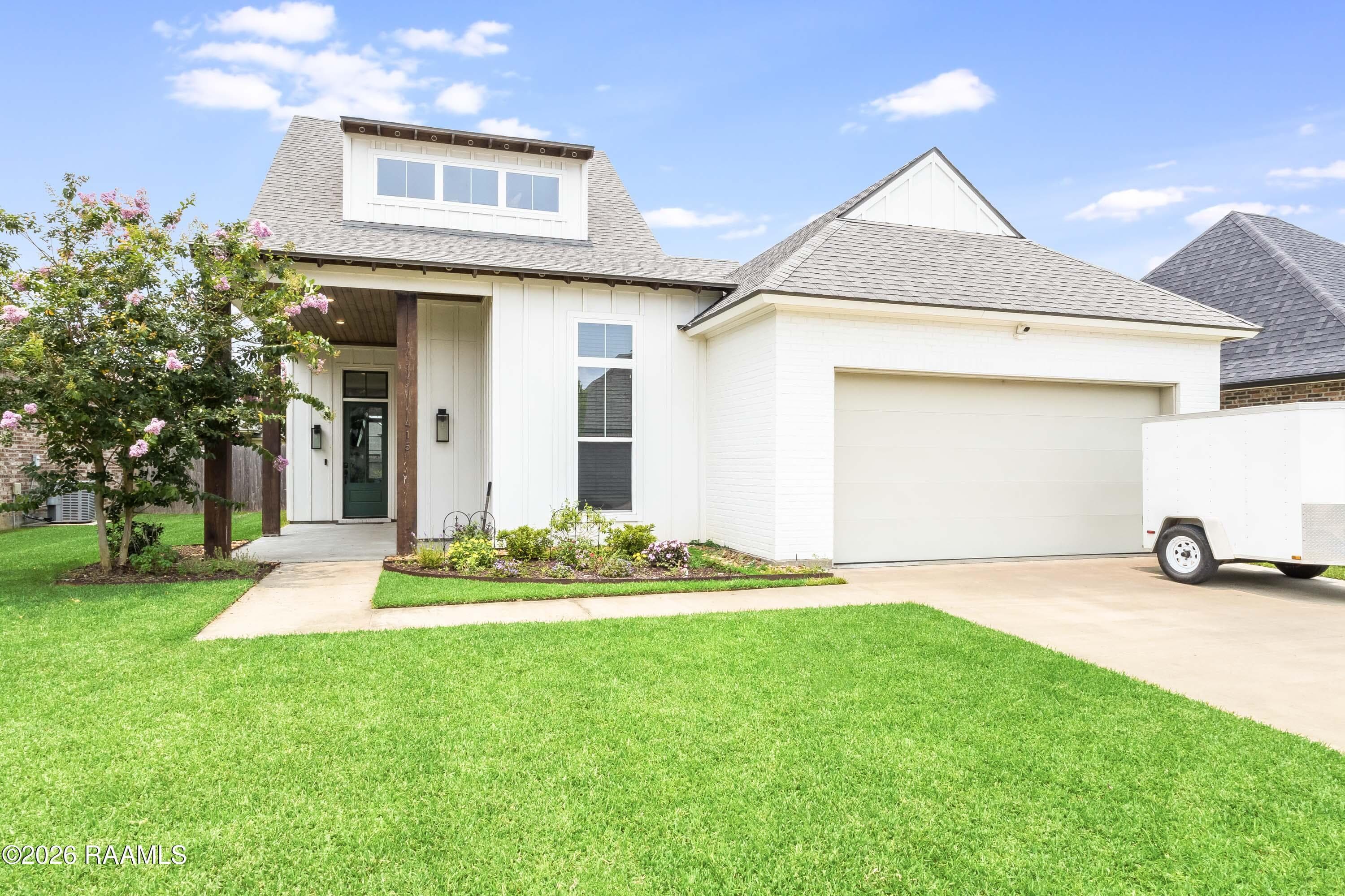 415 Easy Rock Landing Drive, Broussard, LA, 70518