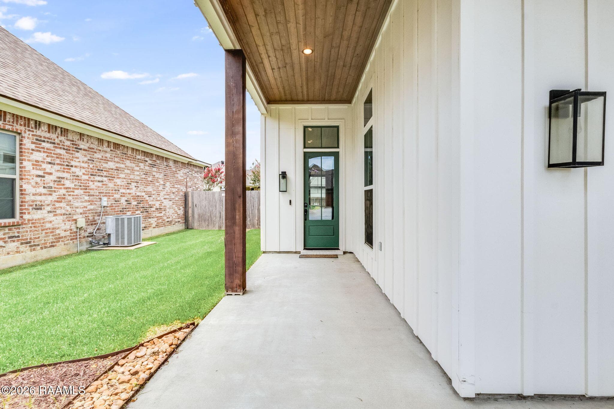 3-web-or-mls-415 Easy Rock Landing-21