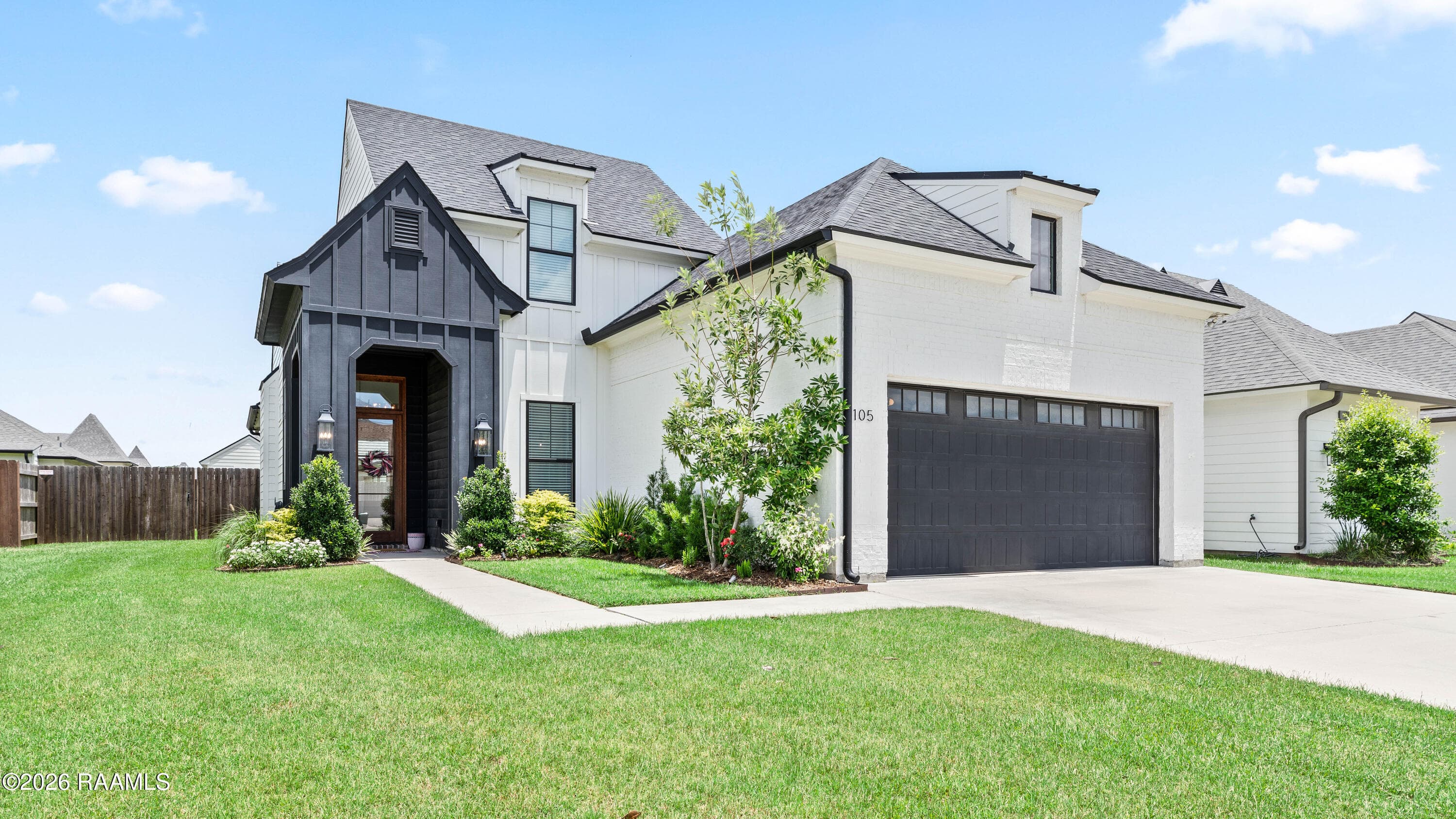 105 Sleeply View Drive, Broussard, LA, 70518