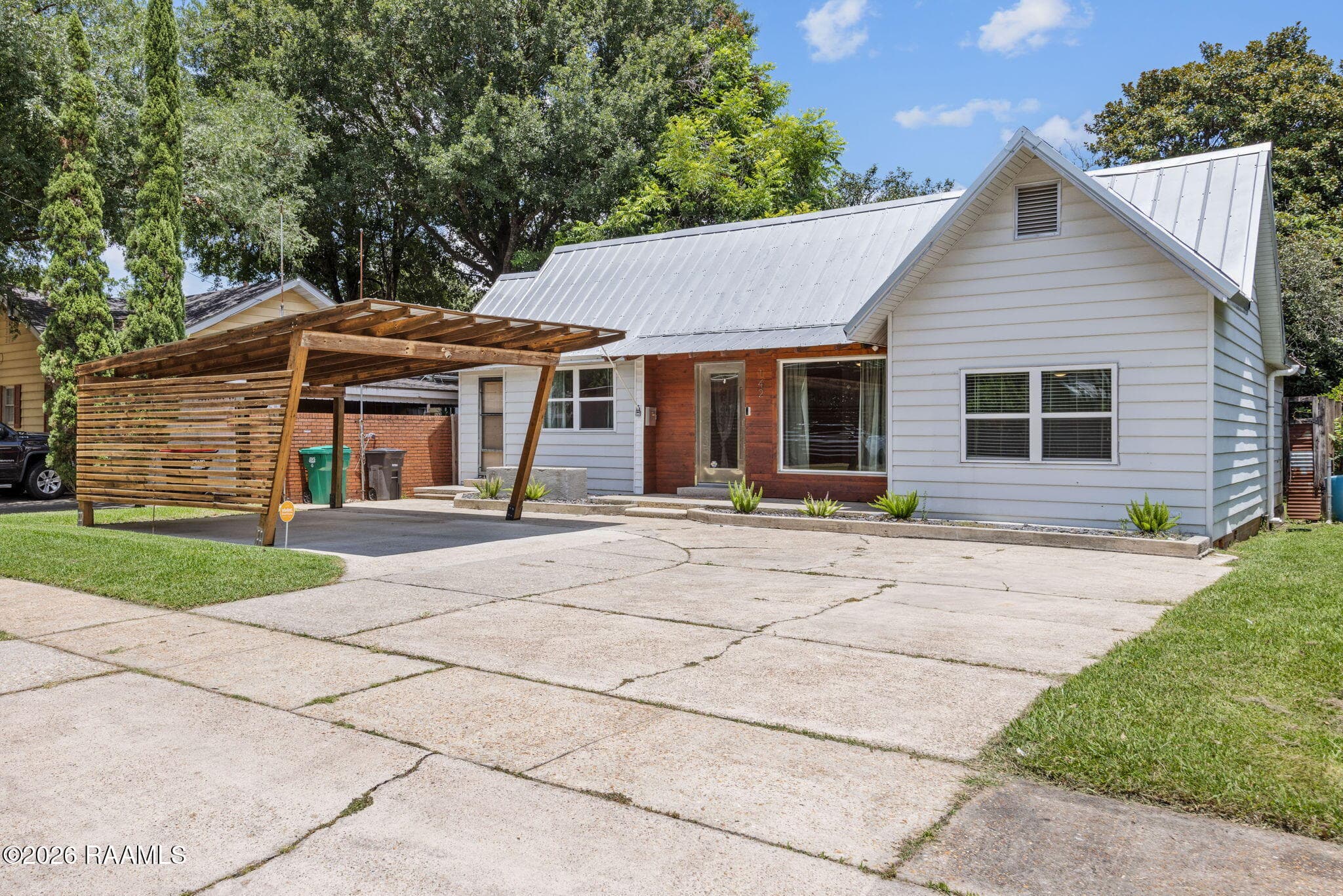 142 Cedar Crest Court, Lafayette, LA, 70501