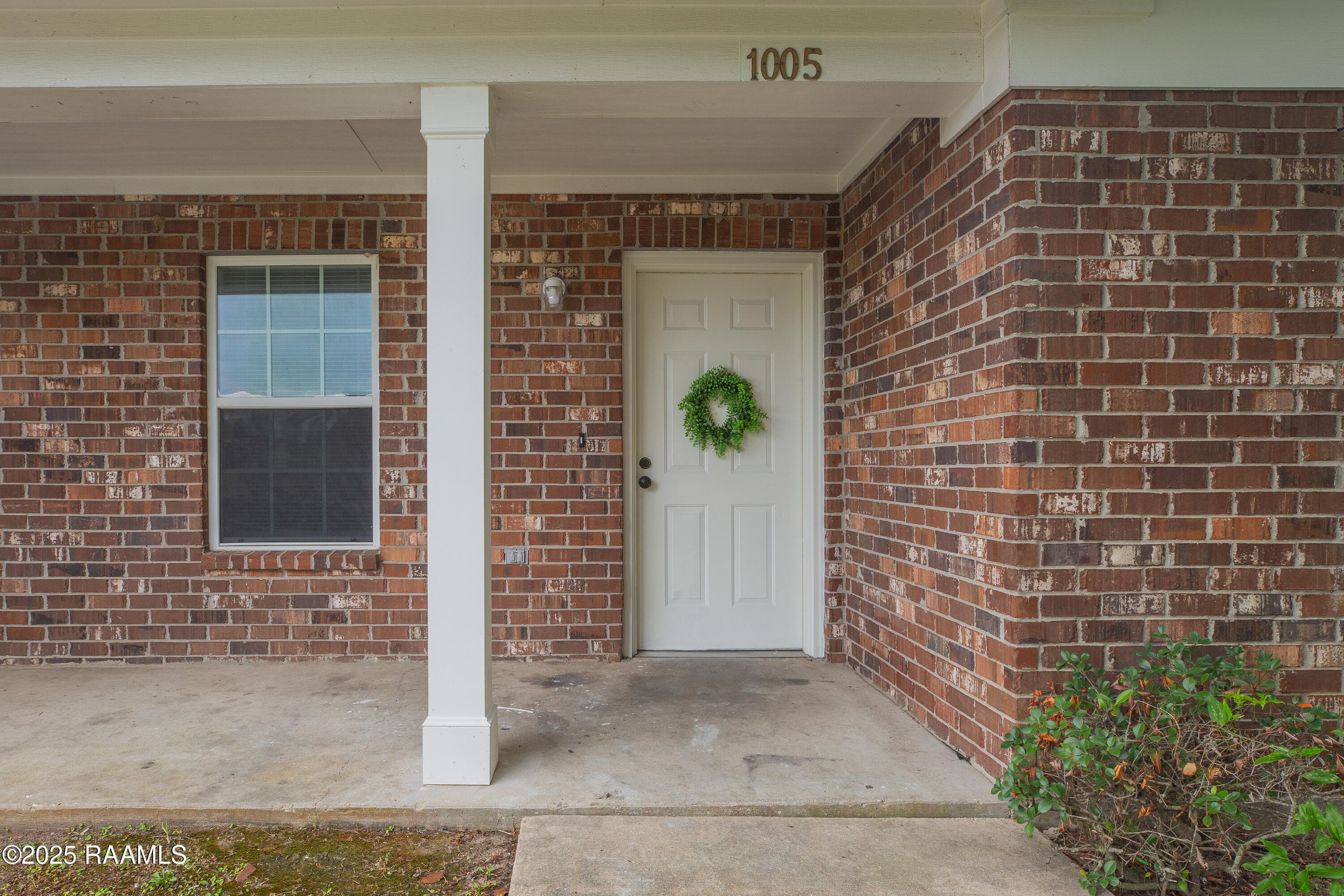 1004 West End