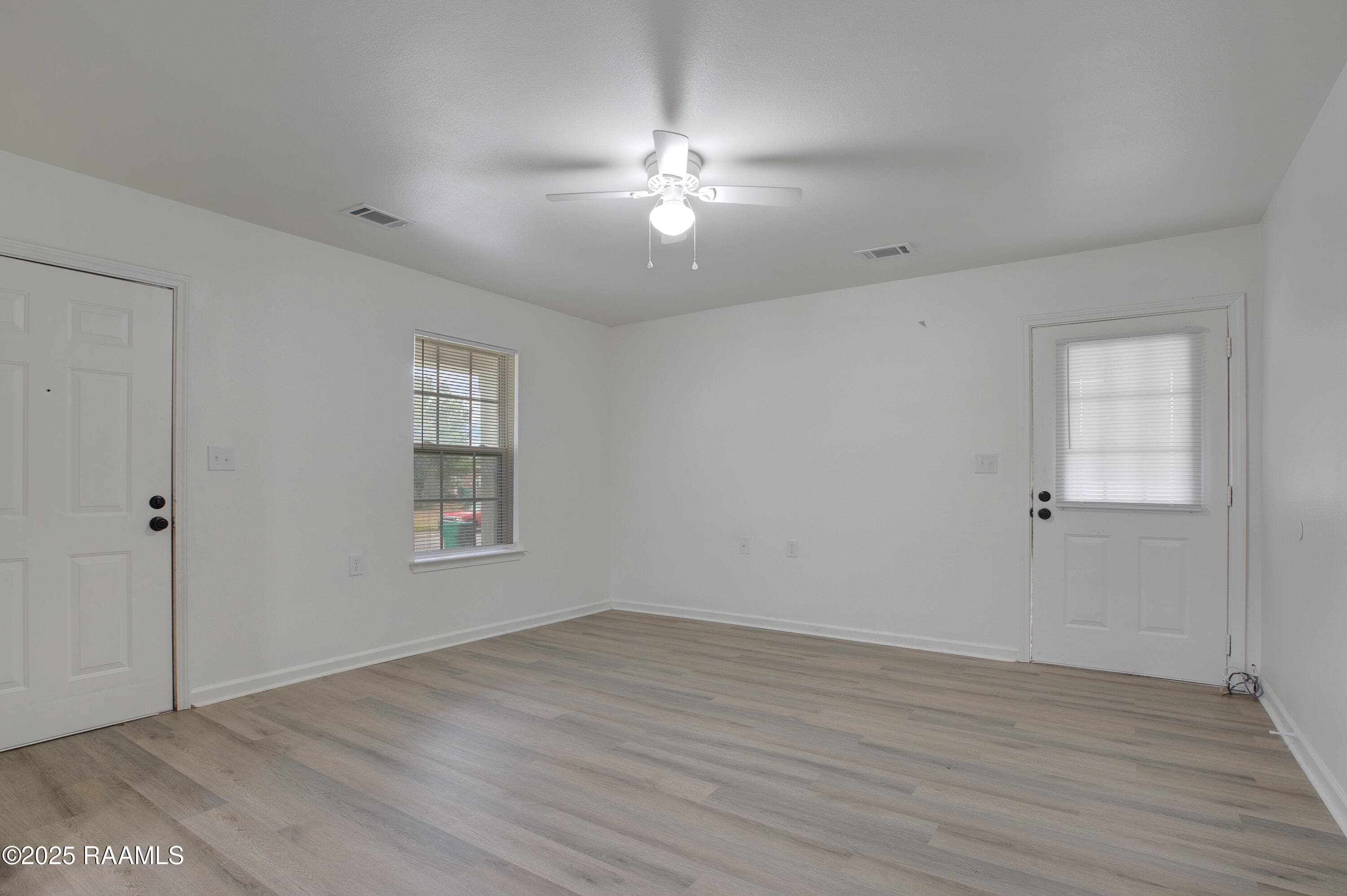 1004 West End