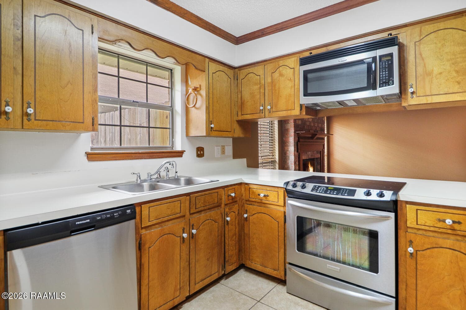 106 Darteze Drive-11