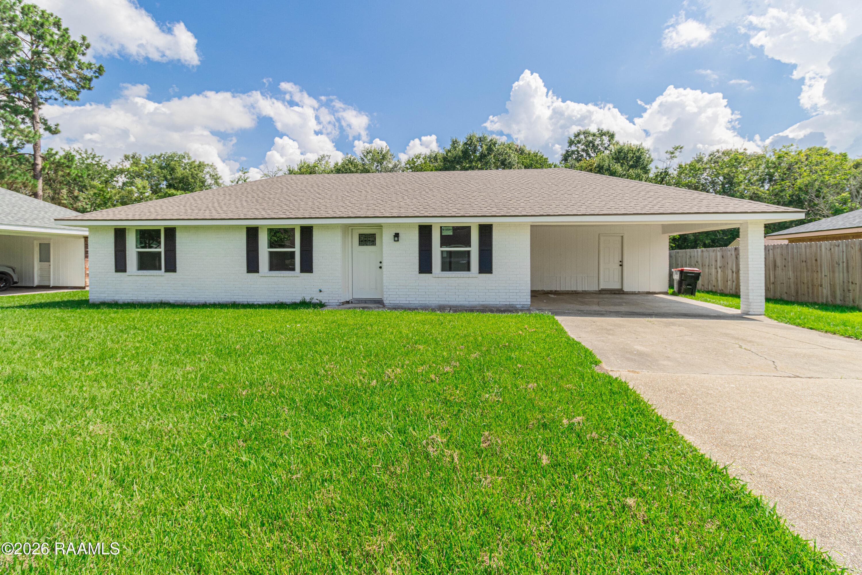 215 Driftwood Drive, Lafayette, LA, 70503