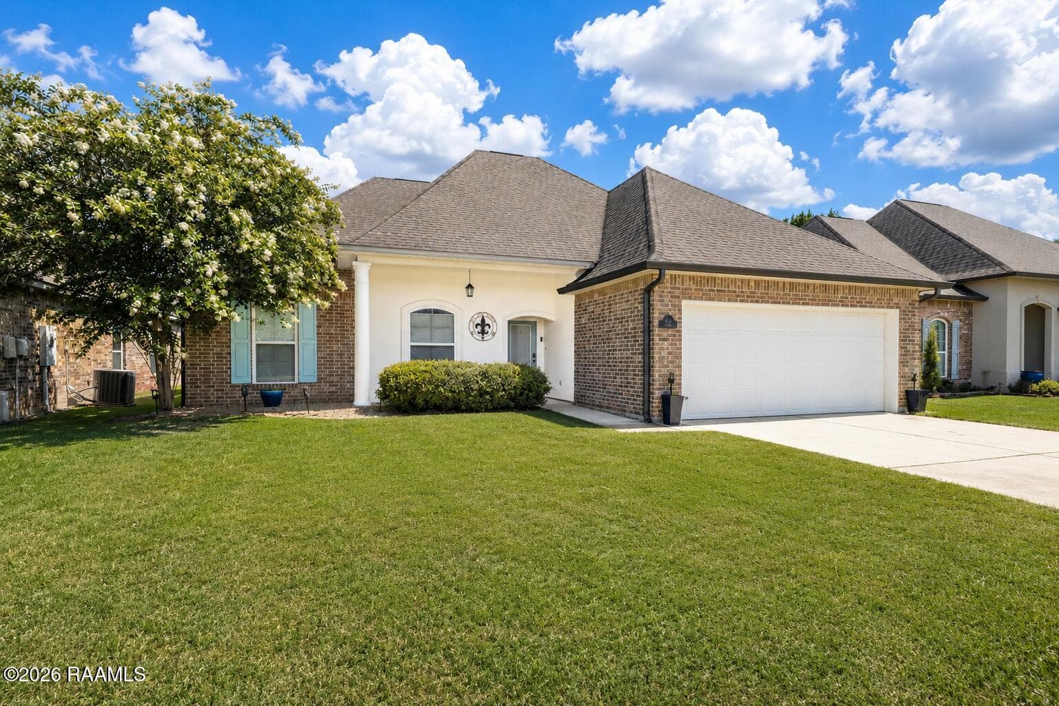 217 Lexi Falls Lane, Broussard, LA, 70518